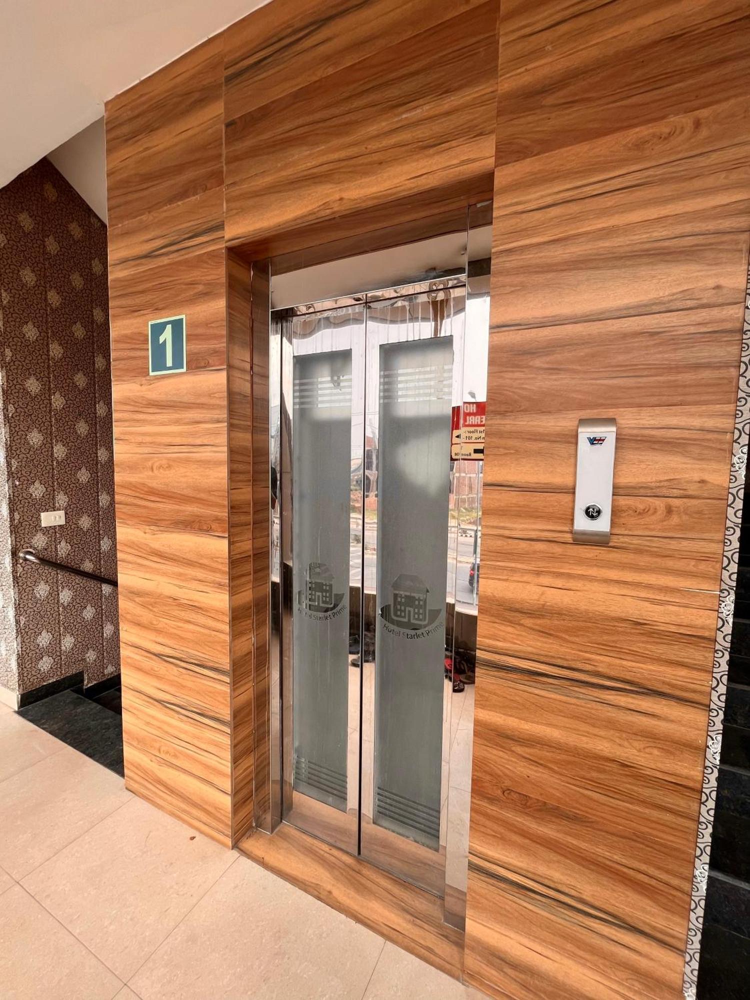 Hotel The Pearl Grand - Top Rated ! Most Awarded ! Parking ! Lift ! Luxury Rooms ! Best Selling Zirakpur Εξωτερικό φωτογραφία